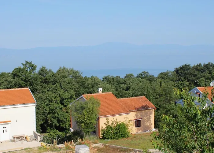 5458f Διαμέρισμα Njivice